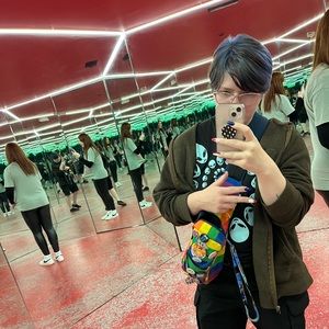 Meet your Posher, Hannah